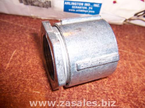 Arlington 203 1-1/4In 3-Piece Coupling
