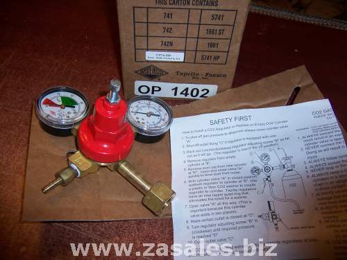 New Taprite Fassco CO2 Regulator C5741HP Hose Barb Beer Pop Soda
