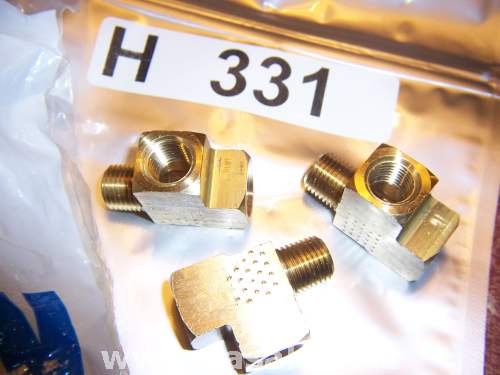 Eaton 3750X4 tee SAE 130424 Left: 1/4 brass air brake