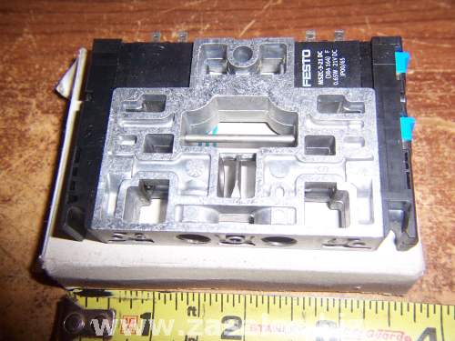 FESTO CPV14-M1H-2X3GLS 1/8 Solenoid Valve Manifold