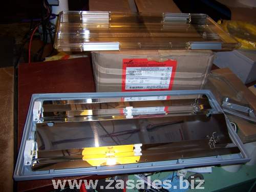 FVS20/UNV CROUSE HINDS - 40W FLUOR LGR TWINTUBE 2 LAMP.