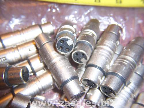 Neutrik NA3FF - Audio gender changer - F 3 pin XLR to F 3 pin XLR