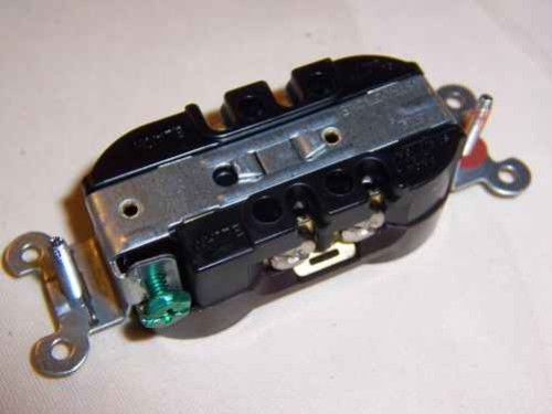 10 New Hubbell Brown Spec Grade Duplex Receptacle Cr5352 20A