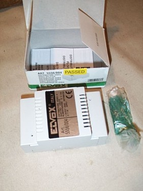 Alpha 5556/004 12VDC 4 Port Video Distributor