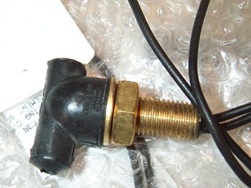2 New Cooper Pressure Vacuum Switches 59F2F-6 Crouse-Hi