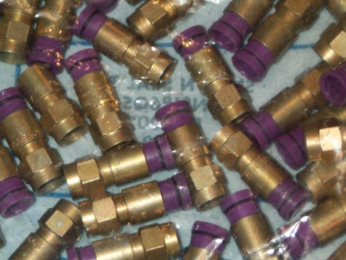 Belden / CDT - SNS1P6QSPK50 - Belden SNS1P6QSPK50 Snap-N-Seal Connectors, F Series
