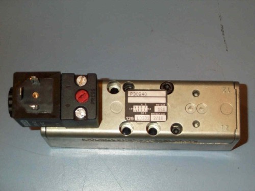 New  Rexroth P30240 Solenoid Control Valve 24 Vdc