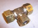 Tracpipe Fgp-Tf1000-T750 1X1X3/4 Autoflare Tee New 1
