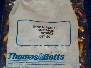 Belden / CDT - SNS1P6QSPK50 - Belden SNS1P6QSPK50 Snap-N-Seal Connectors, F Series 1